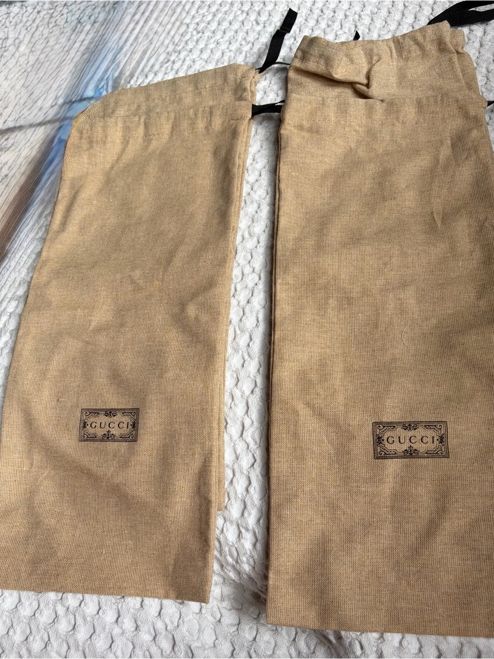 Gucci women’s Tan Dust Bag Set - Logo Drawstring Covers